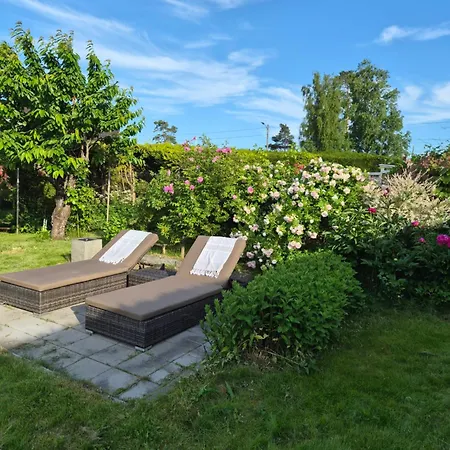 Garden House 1
